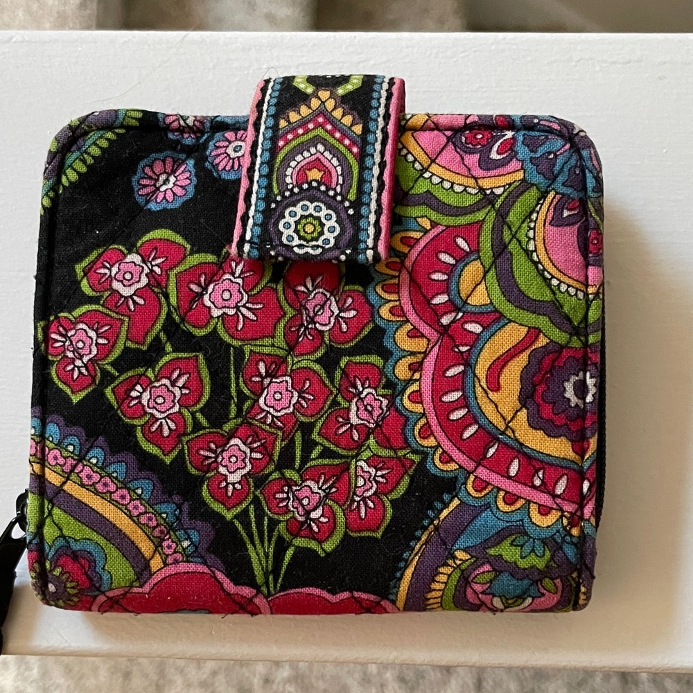 Symphony in hue Vera Bradley Wallet